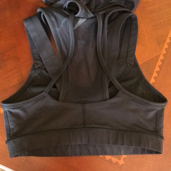 NWT Lululemon Black Tough It Out Tank - Picture 5 of 6